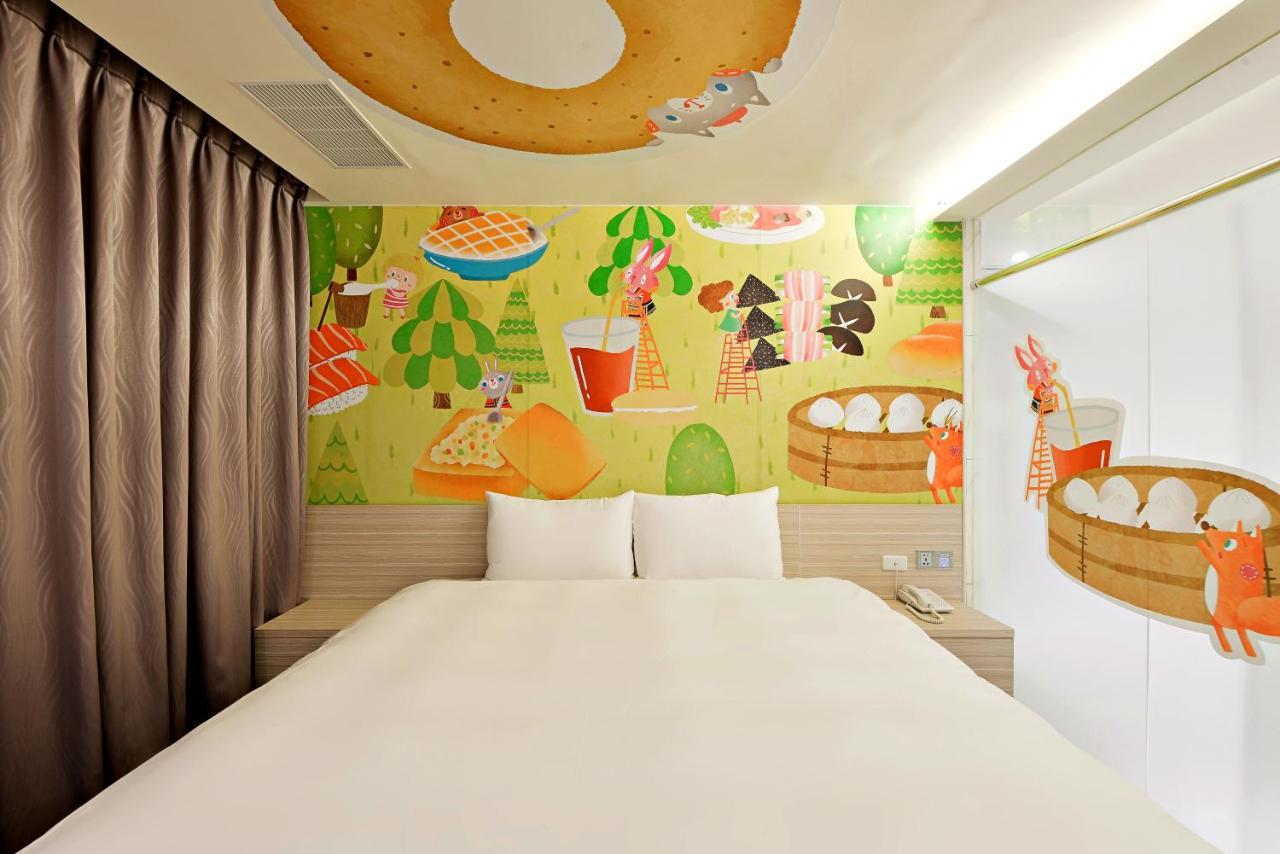 Whoops Hotel Taichung Buitenkant foto